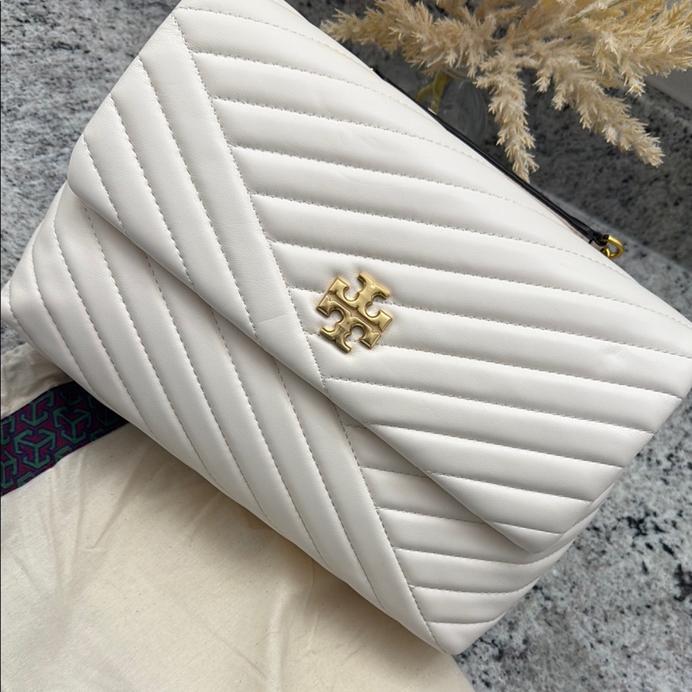 Tory Burch Cream Quilted Shoulder Bag